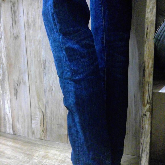 Abercrombie and Fitch Women's Distressed Stretch Straight Leg Jeans Size 8 - Picture 6 of 11